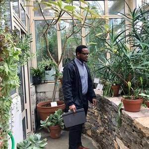 Meet your Posher, Chancelor